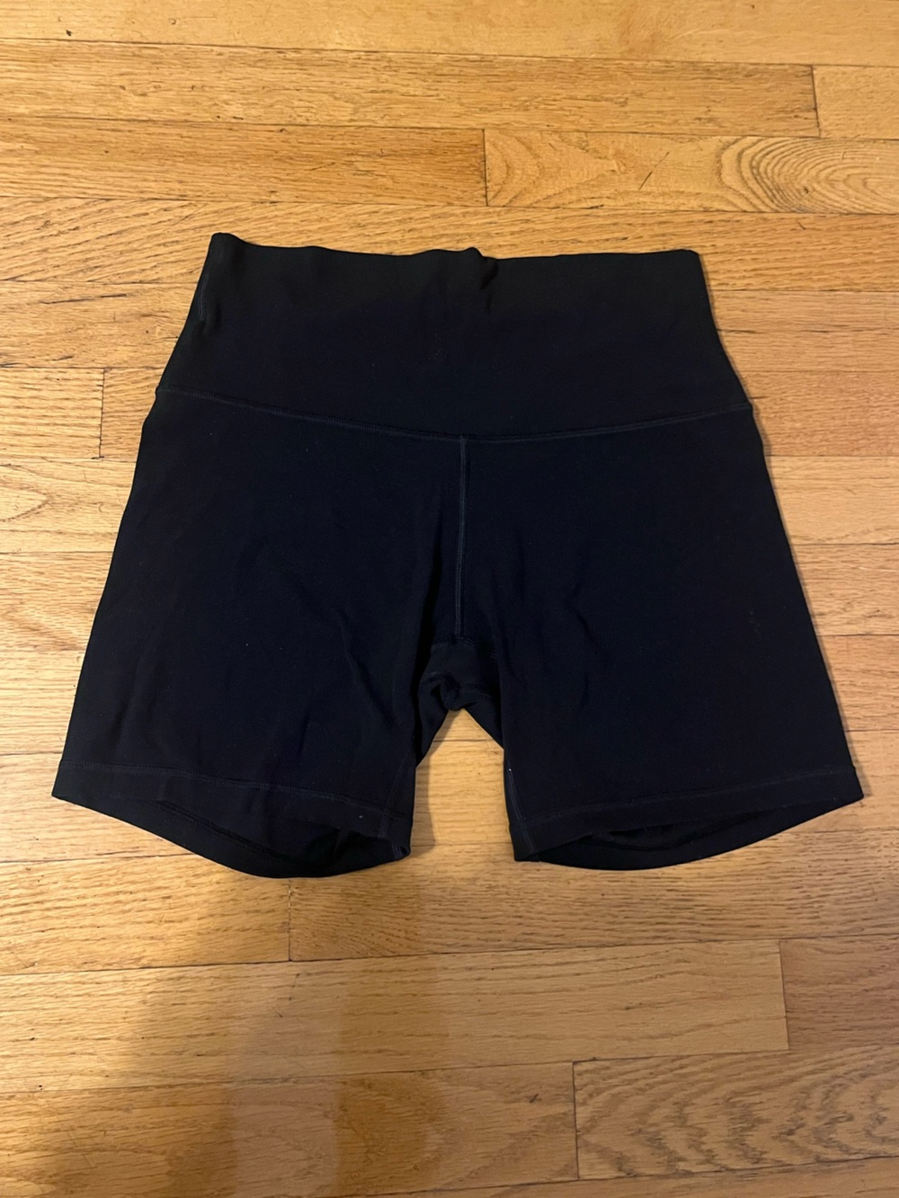 Lululemon Align Shorts black size 6 6” inseam